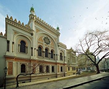 synagogue de prague.jpg